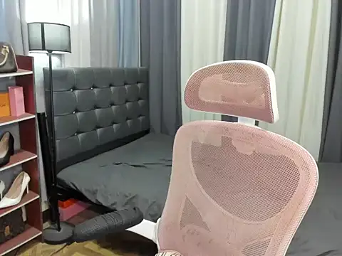 TinyCock_Rein Pertunjukan Webcam