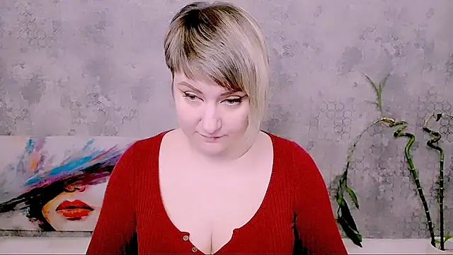 Djullia 现场XXX聊天