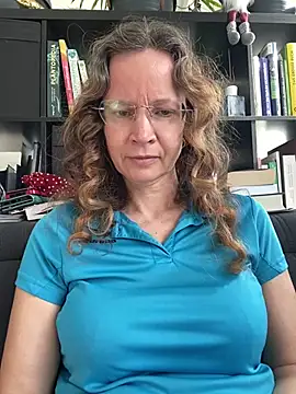 XXX chat uživo modela AnnikaRose