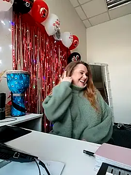 Juicy_PeachLux's Live XXX Chat