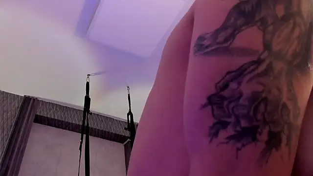 selene_red_'s Live XXX Chat