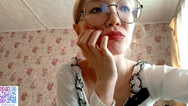 SoniqBliss Live XXX-chat