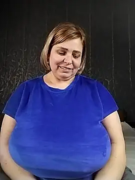 EvaCristal 即時 XXX 聊天