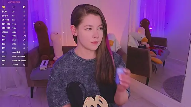 Mira_Falls 现场XXX聊天