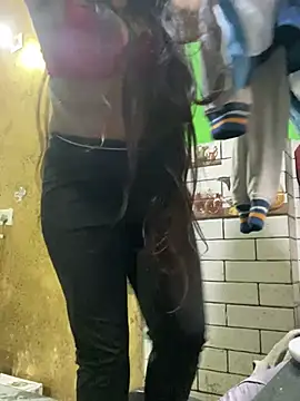 Chat +18 de adhya007 ao vivo