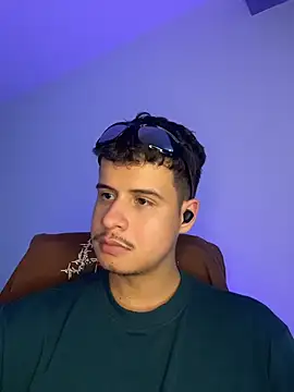 BjornSteel: онлайн-секс-чат