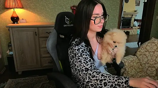 AnneAverry Chat XXX live