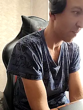 _uncle_Mitya-43_'s Live XXX Chat