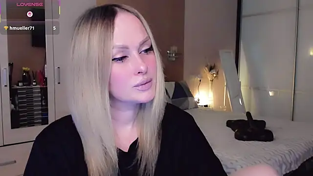 Libby_Nora Adlı Modelin Canlı XXX Sohbeti