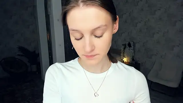 Chat +18 de LianneBynon ao vivo