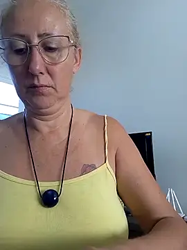 Chatroom XXX en direct de MILEIDE980