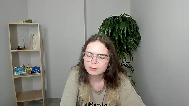 Chat +18 de MyrlZangger ao vivo