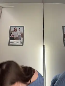 แชท XXX สดของ KristiRich