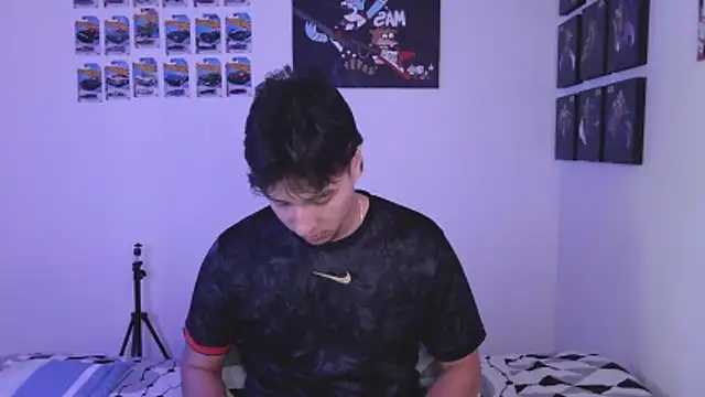 jack_walker190 Show Webcam