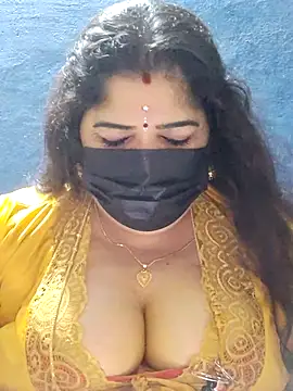 tamilthanushri Chat XXX live