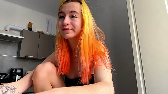 EmilyHein élő XXX-chatje