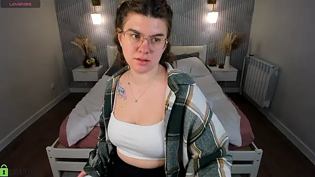 zoe_j0y élő XXX-chatje