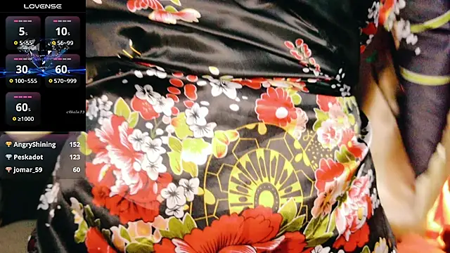 ElyaQuinn 现场XXX聊天