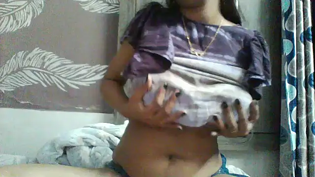 XXX chat uživo modela shalini_fire