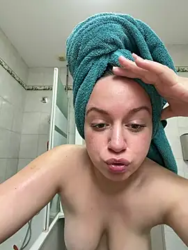 Francesexe Adlı Modelin Canlı XXX Sohbeti