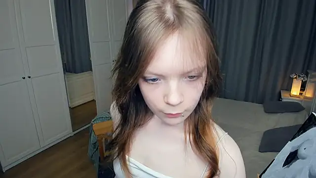 LavenderMitten Live XXX-chat