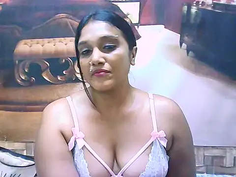 IndianSexyLady20のライブXXXチャット