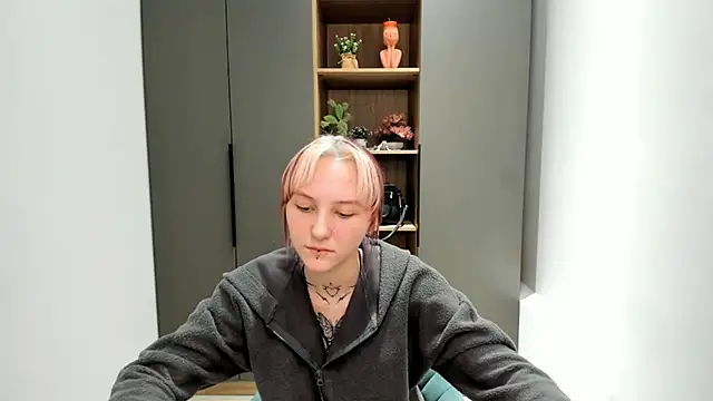 Sembang XXX Secara Langsung LilySalmond