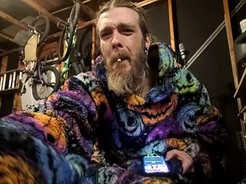 thejuicybacon webkamerás műsora