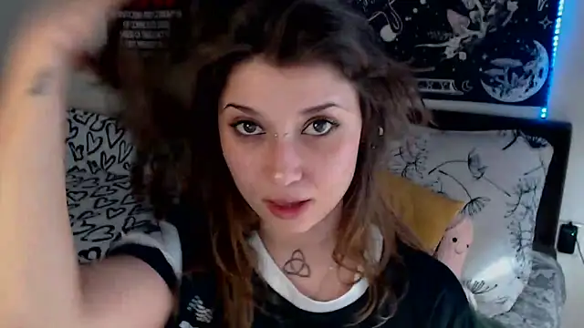 Živý XXX chat AlienforTwenty