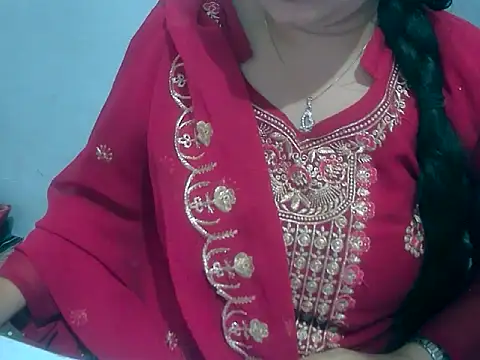 Cute_Aliyaa Obrolan Langsung XXX