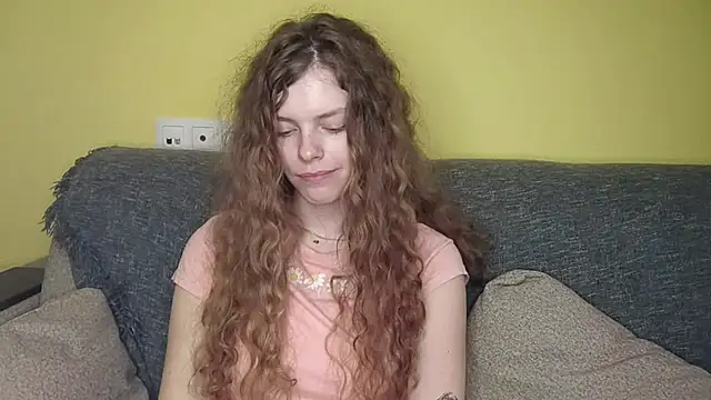 RayaNenlia Chat XXX live