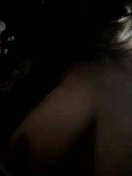 Scarlet_curly8a élő XXX-chatje