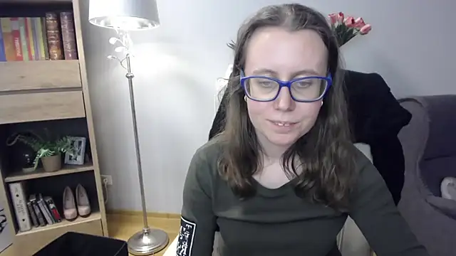 sweetxLizzy Adlı Modelin Canlı XXX Sohbeti