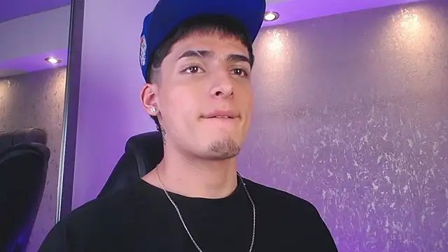 MateoMitchell 라이브 XXX 채팅