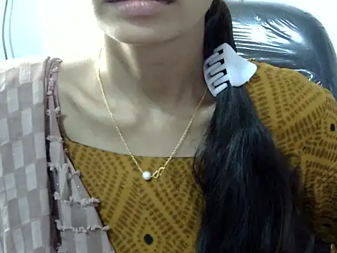 Kulsum_S Live XXX-Chat