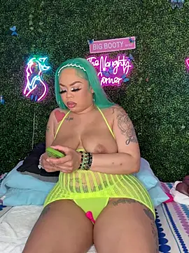 Pokazy przed kamerką – RenaThickAss