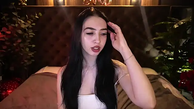 WildKittenX_: онлайн-секс-чат