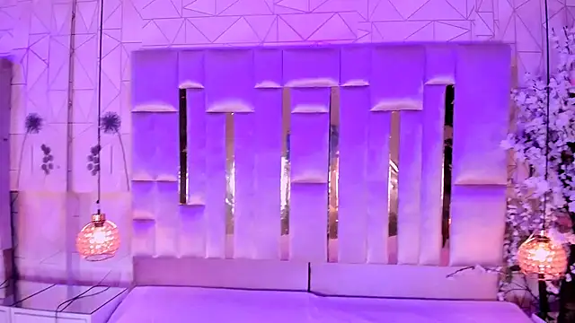 Živý XXX chat Naomistart