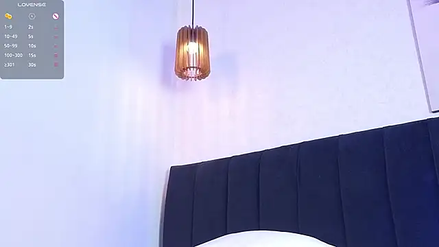 dolly_zoeのライブXXXチャット