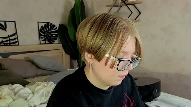 Sembang XXX Secara Langsung Lauraaa_Smith