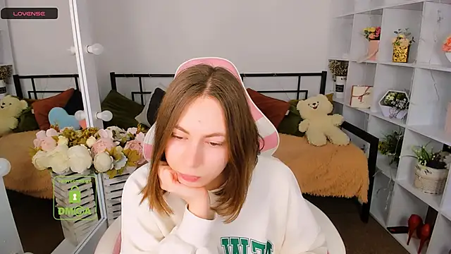 แชท XXX สดของ Elma_Lily