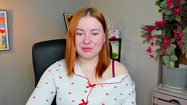 LAYLAxSTARのライブXXXチャット