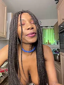 XXX chat uživo modela ShantelSexyYoungMilfie