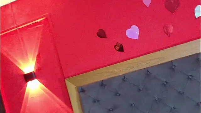 YayaHilton – Naživo XXX chat