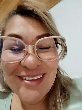 Chat XXX ao vivo de AlexxiaaMat