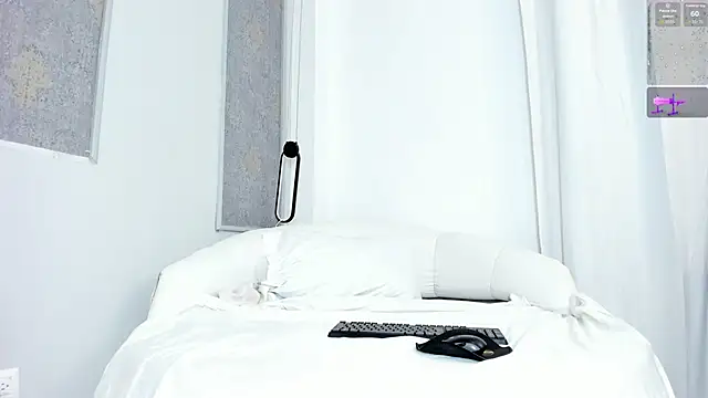 lannarusso_ Adlı Modelin Canlı XXX Sohbeti