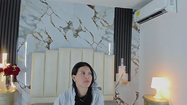 XXX chat uživo modela lulumars