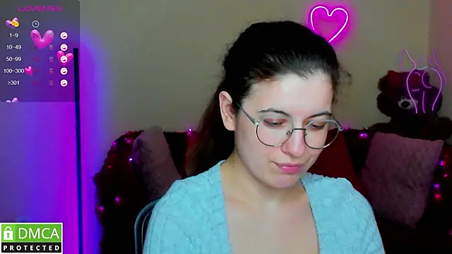 XXX chat uživo modela Aminabeatris