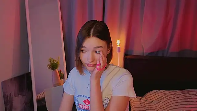 Leyla_crsh Adlı Modelin Canlı XXX Sohbeti