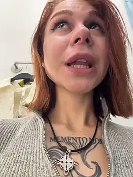 RosieSecret – Live XXX-chat